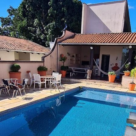Hostel Oktoberfest Casa Laranja بلوميناو المظهر الخارجي الصورة